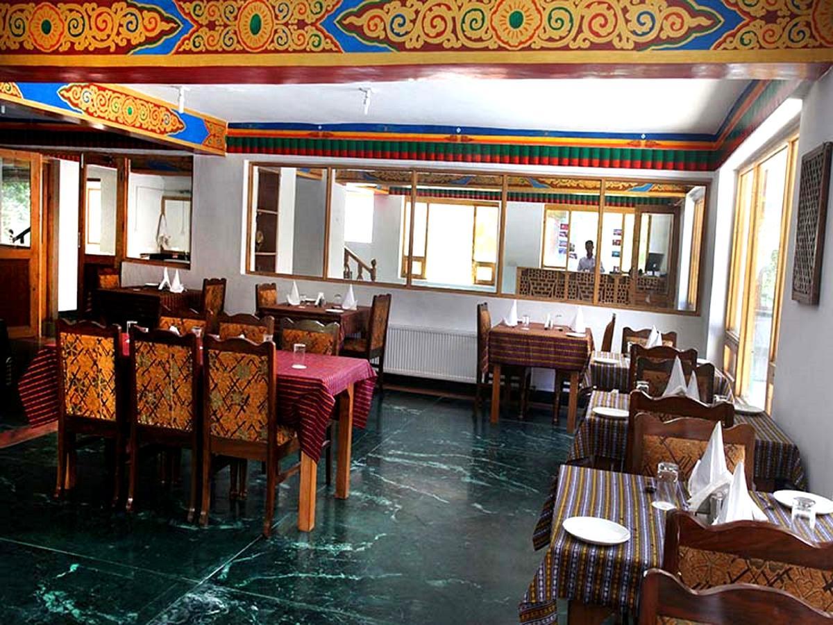 The Hotel Himalaya, Leh Exteriör bild
